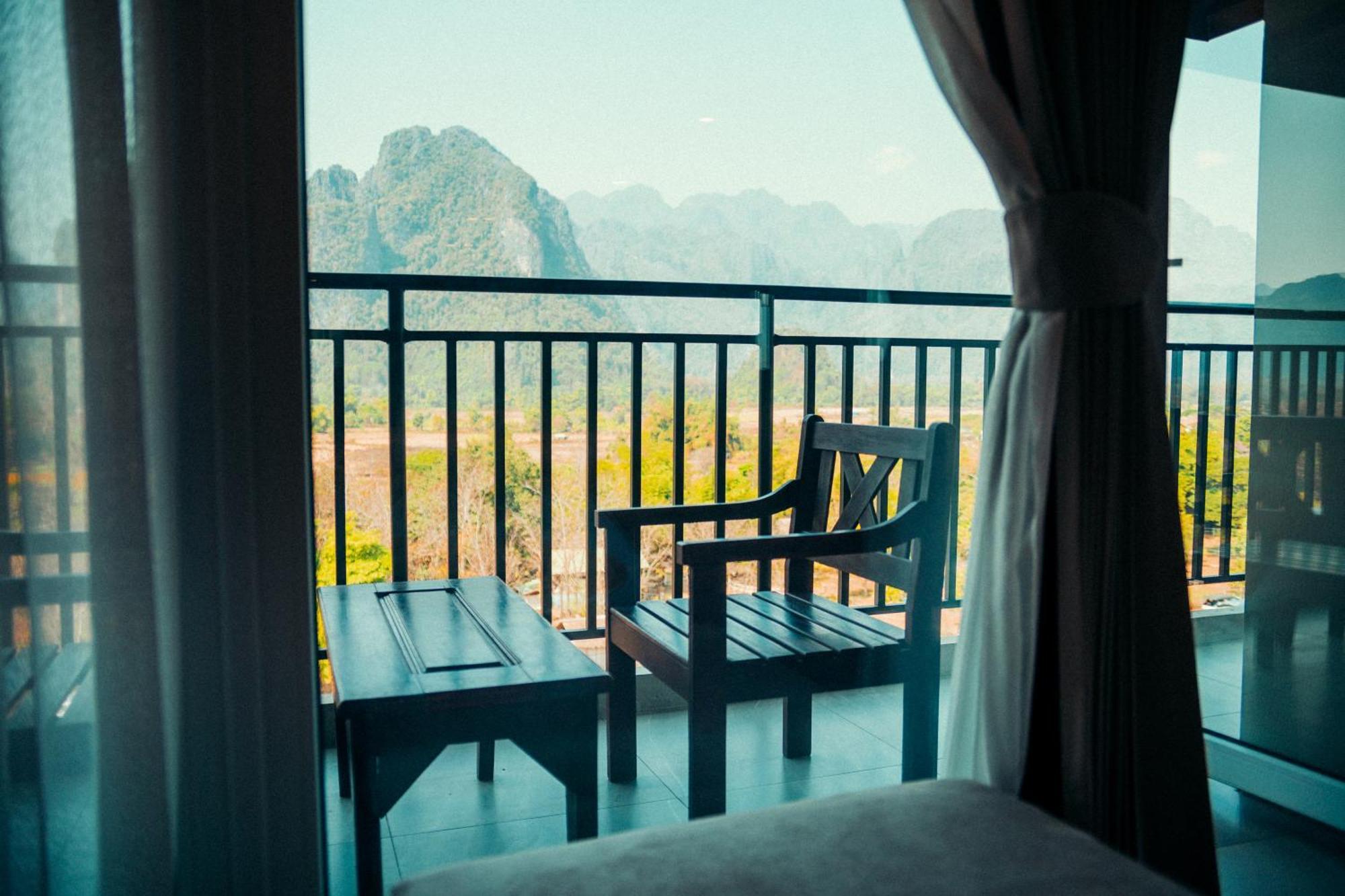 The Elephant Crossing Hotel Vang Vieng Exterior photo